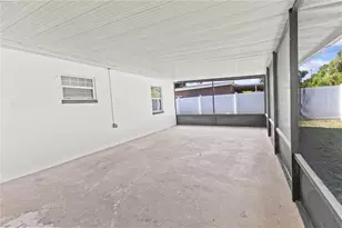 2090 75th St N, Saint Petersburg, FL 33710 - Photo 29