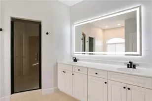 6323 Vista Verde Dr E, Saint Petersburg, FL 33707 - Photo 29