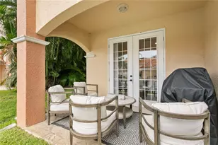 6323 Vista Verde Dr E, Saint Petersburg, FL 33707 - Photo 31