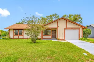 8528 Heather Blvd, Weeki Wachee, FL 34613 - Photo 1