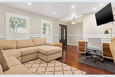 6701 Leeward Isle Way, Tampa, FL 33615 - Photo 5