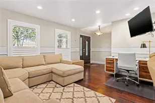6701 Leeward Isle Way, Tampa, FL 33615 - Photo 5
