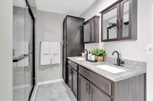6422 15th St N, Saint Petersburg, FL 33702 - Photo 13