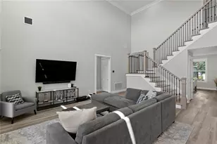 209 S Shore Crest Dr, Tampa, FL 33609 - Photo 21