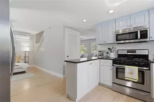 304 16th Ave N, Saint Petersburg, FL 33704 - Photo 13