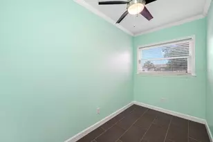 10308 Sandpiper Rd W, Bradenton, FL 34209 - Photo 11