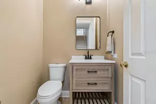2984 Jeff Myers Cir, Sarasota, FL 34240 - Photo 11