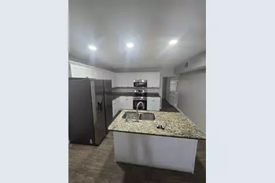 3905 E Osborne Avenue, Tampa, FL 33610 - Photo 7
