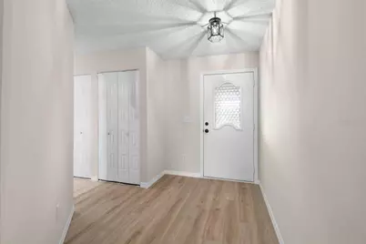 1602 Hovington Circle, Sun City Center, FL 33573 - Photo 3
