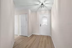 1602 Hovington Cir, Sun City Center, FL 33573 - Photo 3