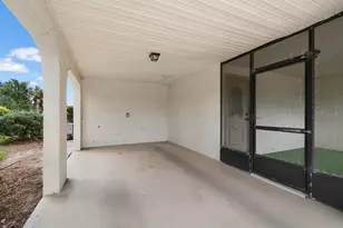 1602 Hovington Cir, Sun City Center, FL 33573 - Photo 35