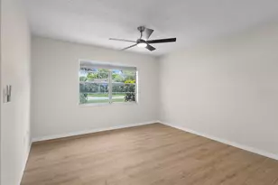 1602 Hovington Cir, Sun City Center, FL 33573 - Photo 7
