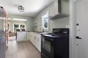 2521 4th St S, Saint Petersburg, FL 33705 - Photo 13