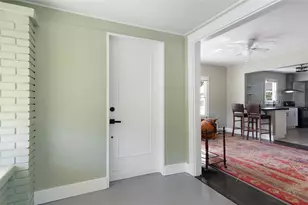 2521 4th St S, Saint Petersburg, FL 33705 - Photo 5
