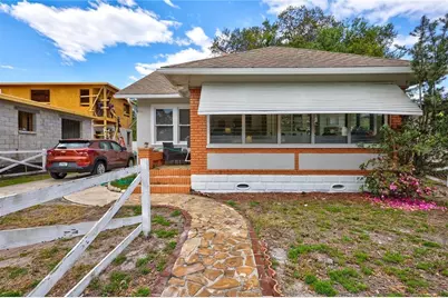 2521 4th Street S, Saint Petersburg, FL 33705 - Photo 3