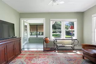 2521 4th St S, Saint Petersburg, FL 33705 - Photo 7