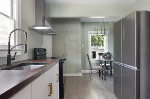 2521 4th St S, Saint Petersburg, FL 33705 - Photo 11