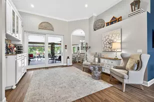 3904 S Nine Dr, Valrico, FL 33596 - Photo 11