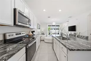 1340 Colt Creek Pl, Wesley Chapel, FL 33543 - Photo 9