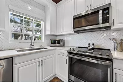 6007 S Russell Street, Tampa, FL 33611 - Photo 15