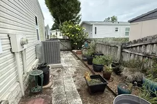 1001 Starkey Rd, Largo, FL 33771 - Photo 27