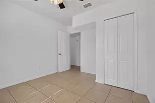 6411 Santa Monica Dr, Tampa, FL 33615 - Photo 23