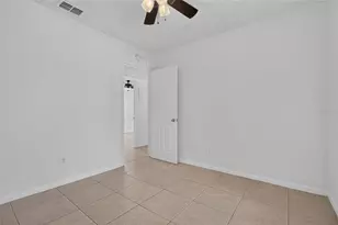 6411 Santa Monica Dr, Tampa, FL 33615 - Photo 15