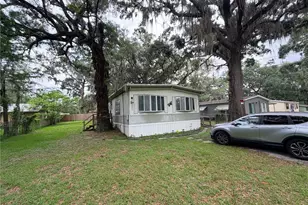 19973 Ruth St, Brooksville, FL 34601 - Photo 9