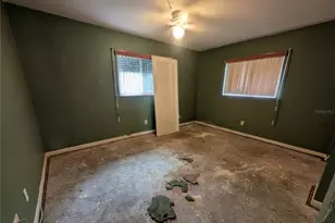 9640 45th St N, Pinellas Park, FL 33782 - Photo 15
