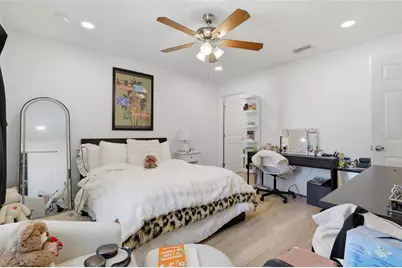 [Address not provided], Tampa, FL 33607 - Photo 17