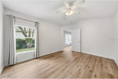 5863 Meadowpark Place, Lithia, FL 33547 - Photo 11