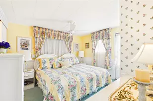 7901 40th Ave N, Saint Petersburg, FL 33709 - Photo 19