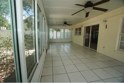 805 W 113th Avenue, Tampa, FL 33612 - Photo 23