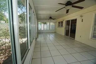 805 W 113th Ave, Tampa, FL 33612 - Photo 23