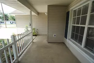 805 W 113th Ave, Tampa, FL 33612 - Photo 3