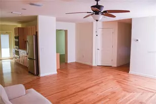 11715 N 51st St, Tampa, FL 33617 - Photo 15