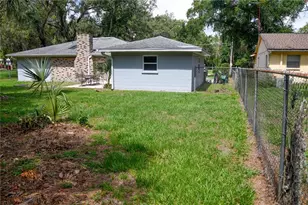 11715 N 51st St, Tampa, FL 33617 - Photo 49