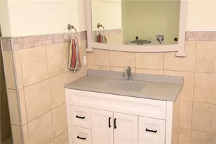 11715 N 51st St, Tampa, FL 33617 - Photo 37