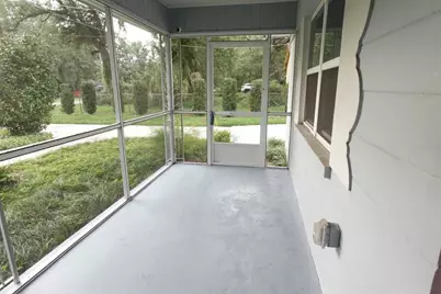 11715 N 51st Street, Tampa, FL 33617 - Photo 3