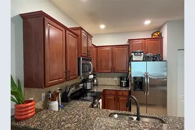 772 Spring Flowers Trail, Brandon, FL 33511 - Photo 5