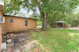 3816 N 52nd St, Tampa, FL 33619 - Photo 3