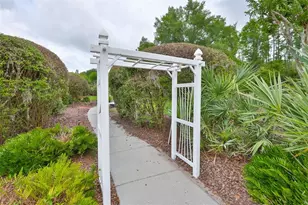 7521 Melogold Cir, Land O Lakes, FL 34637 - Photo 37