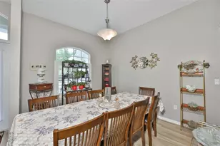 7521 Melogold Cir, Land O Lakes, FL 34637 - Photo 9