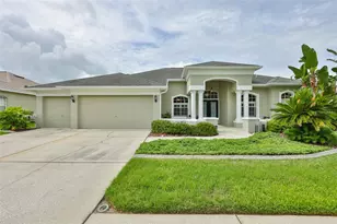 7521 Melogold Cir, Land O Lakes, FL 34637 - Photo 3