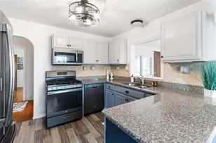 2820 53rd St S, Gulfport, FL 33707 - Photo 13