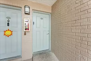 7210 N Manhattan Ave, Tampa, FL 33614 - Photo 3