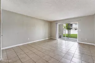 7210 N Manhattan Ave, Tampa, FL 33614 - Photo 5