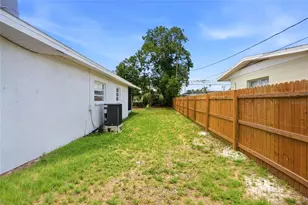 4027 Huntington St NE, Saint Petersburg, FL 33703 - Photo 27