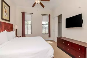 13941 Clubhouse Dr, Tampa, FL 33618 - Photo 19