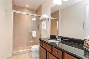 13941 Clubhouse Dr, Tampa, FL 33618 - Photo 7